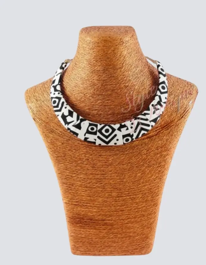 ras de cou motifs BOGOLAN